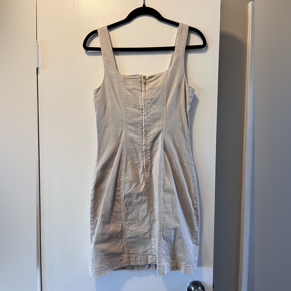 NWOT L'AGENCE Midy Button-Front Dress, Size 4 - Picture 6 of 8